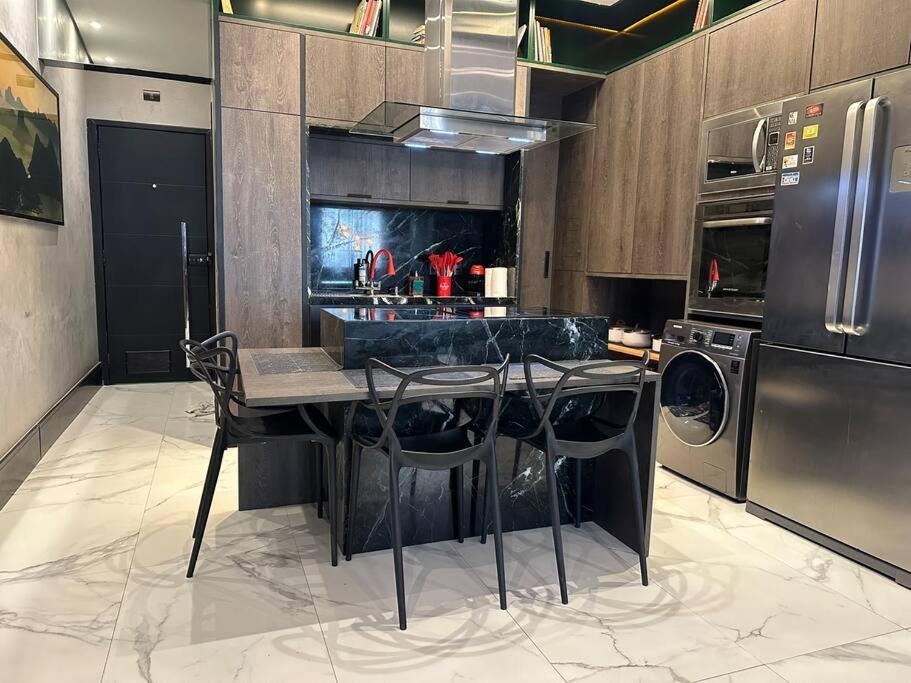 Apartemen The Luxe At Copacabana *